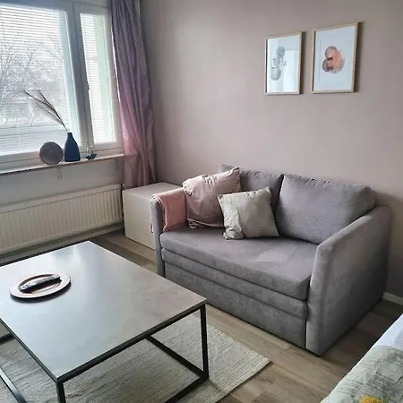 Studio Apartment, Balcony And Free Parking Apartamento *